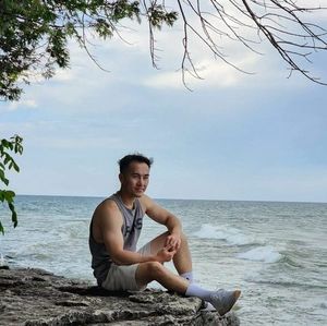 Meet your Posher, Tou